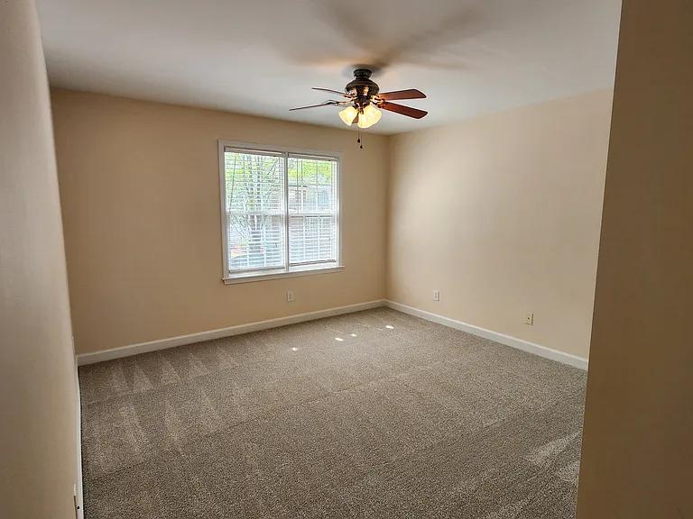 6004 Kohler Ln — Photo 21