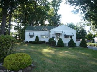 6150 Magnolia Dr, Mentor, OH 44060