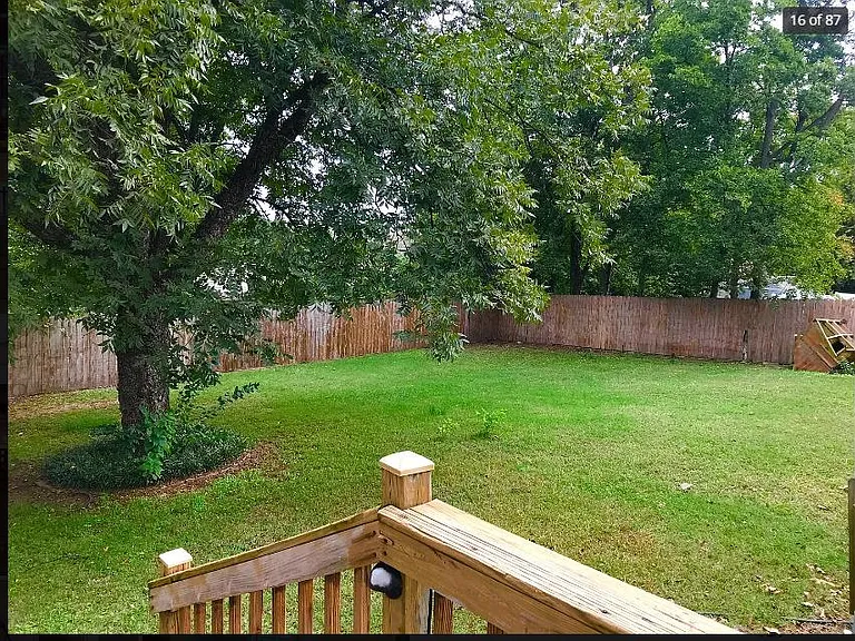 2419 S Greenwood Ave — Photo 39