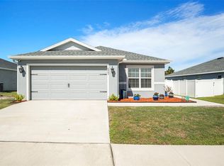 6863 Hanworth Ln, Zephyrhills, FL 33541