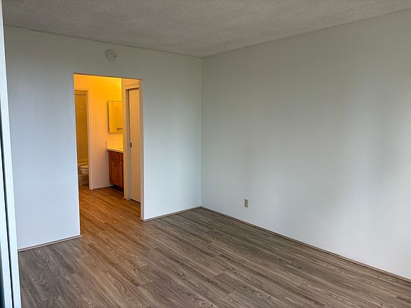 4th image of 55 S Kukui St APT 608