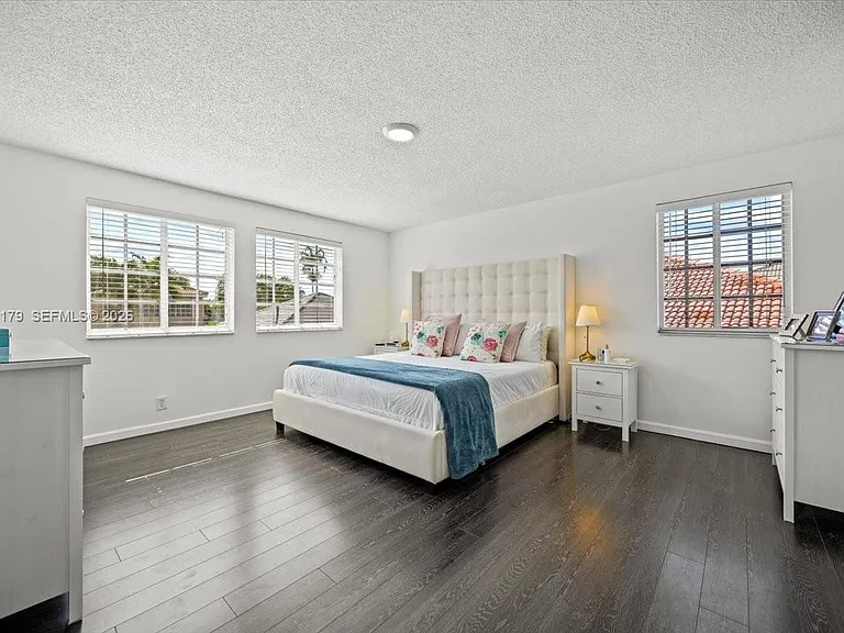 1099 Birchwood Rd — Photo 48