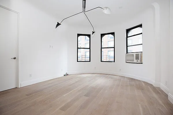 Rented by Barkoff Residential  | media 67