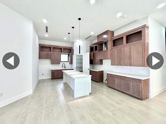 4th image of 2925 Fishers Hill Loop