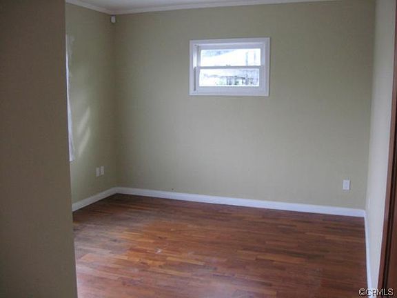 3rd image of 4925 S Wilton Pl