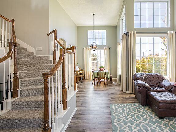 5th image of 5705 Mimosa Ct NE
