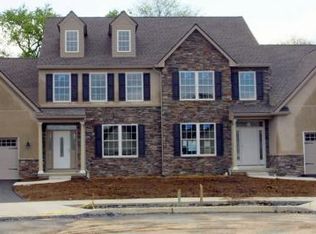 1613 Ressler Dr S, Whitehall Township, PA 18069