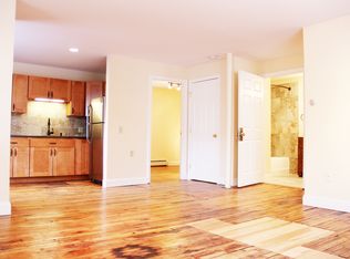 44 N Champlain St #2, Burlington, VT 05401