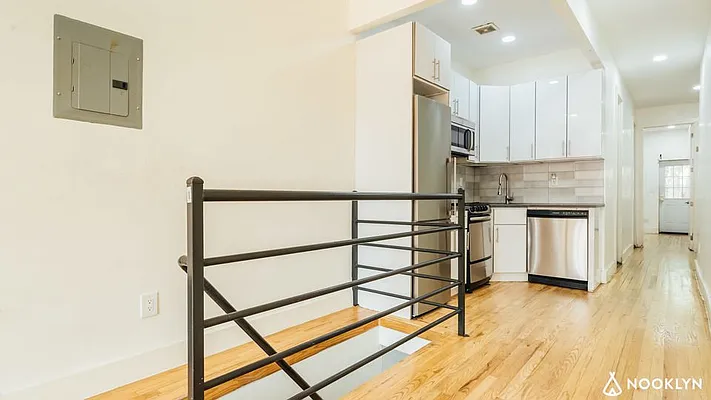 Rented by Nooklyn NYC LLC | media 26