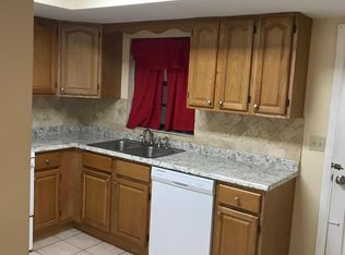 21 W Sunshine Ln, Avon Park, FL 33825