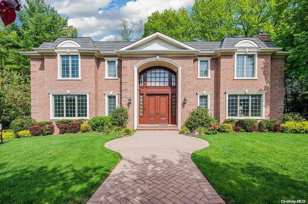 21 Hickory Drive, Great Neck, NY 11021 | Zillow