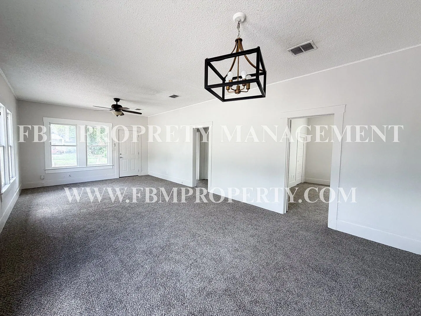 1804 W 2nd St - Beautiful 3 Bedroom, 1 Bathroom Home in Corsicana, TX! — Photo 4