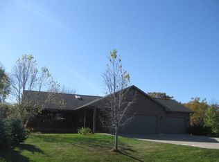 W7771 Van Dunk Pl, Holmen, WI 54636