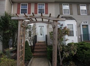 1451 Country Club Ct, Harrisonburg, VA 22802
