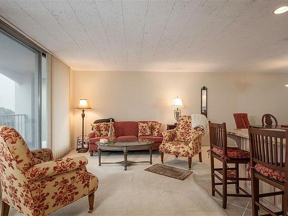 3rd image of 5854 Main St APT 603