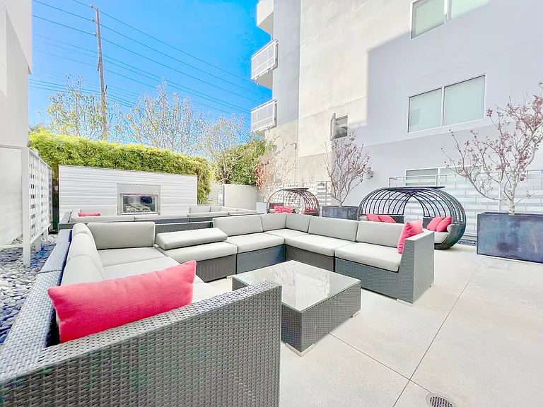 1700 Sawtelle Blvd #219 — Photo 27