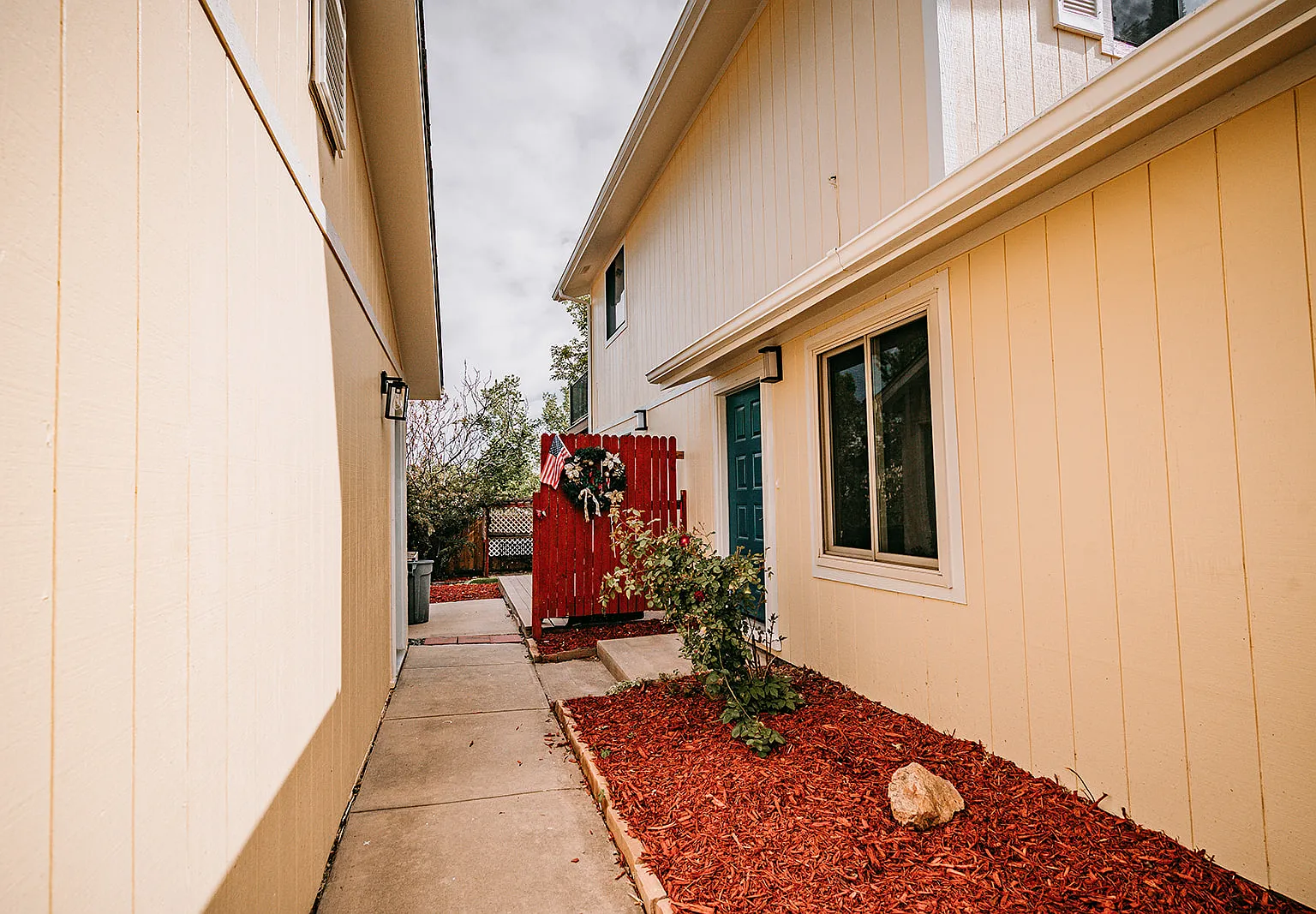 3 bed, 1656 sqft, $2,900 — Photo 3