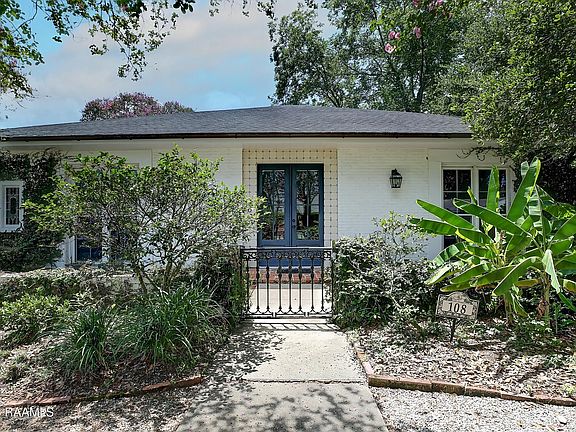 3rd image of 108 Woodlawn Dr