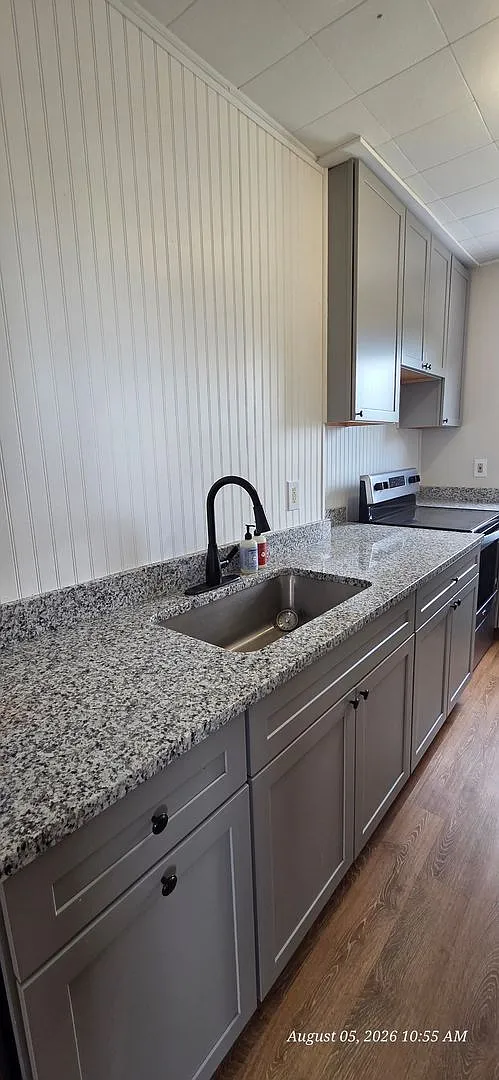 Manchester - 68 Claremont Ave — Photo 4