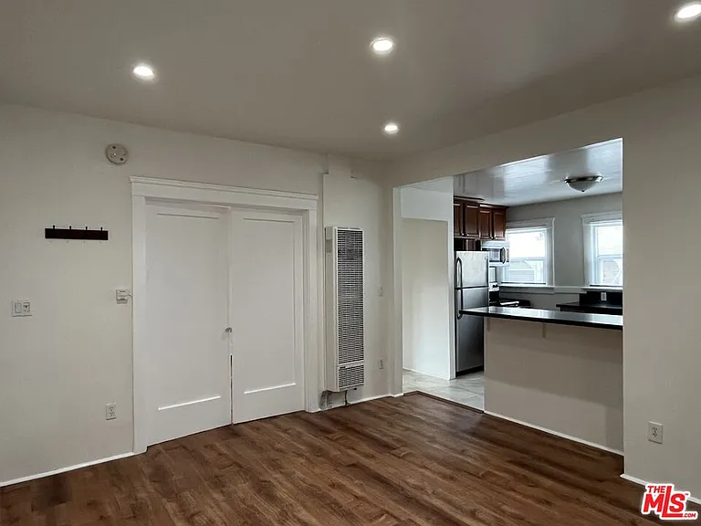 1677 Golden Gate Ave — Photo 4