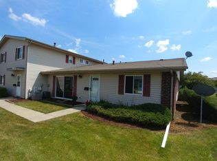 2004 Barcliffe Ln, Schaumburg, IL 60194