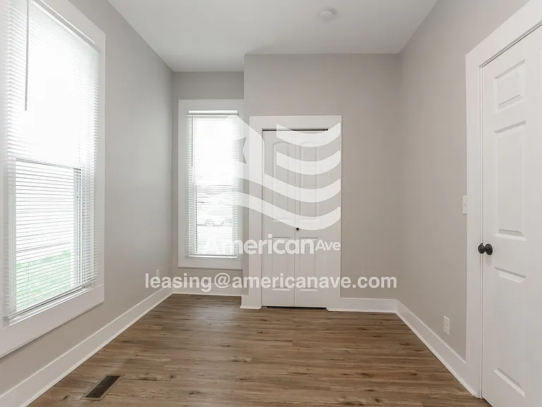 513074_011_wm_-_bedroom_12972765.jpg