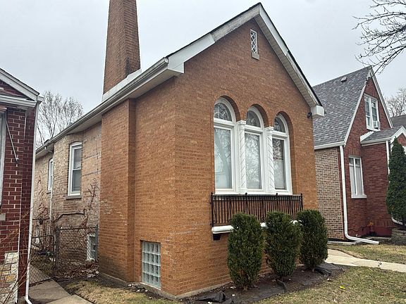 3rd image of 10411 S Morgan St