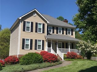 5232 Bridge Pointe Dr, Clemmons, NC 27012