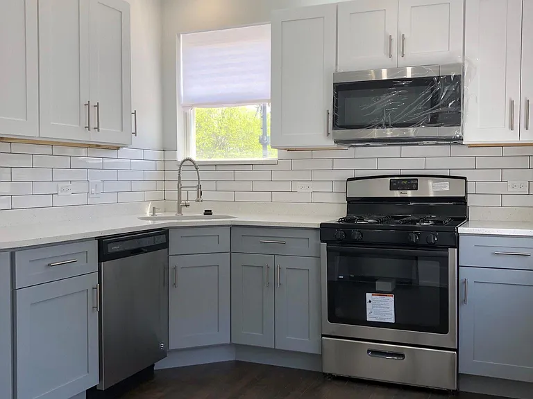 2856 N Central Park Ave #1 — Photo 4