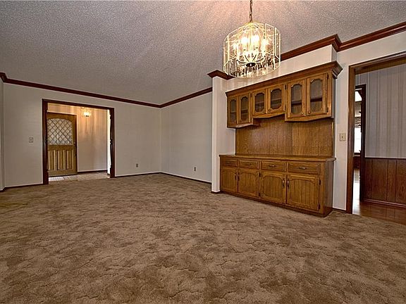 5th image of 416 SW 102nd St