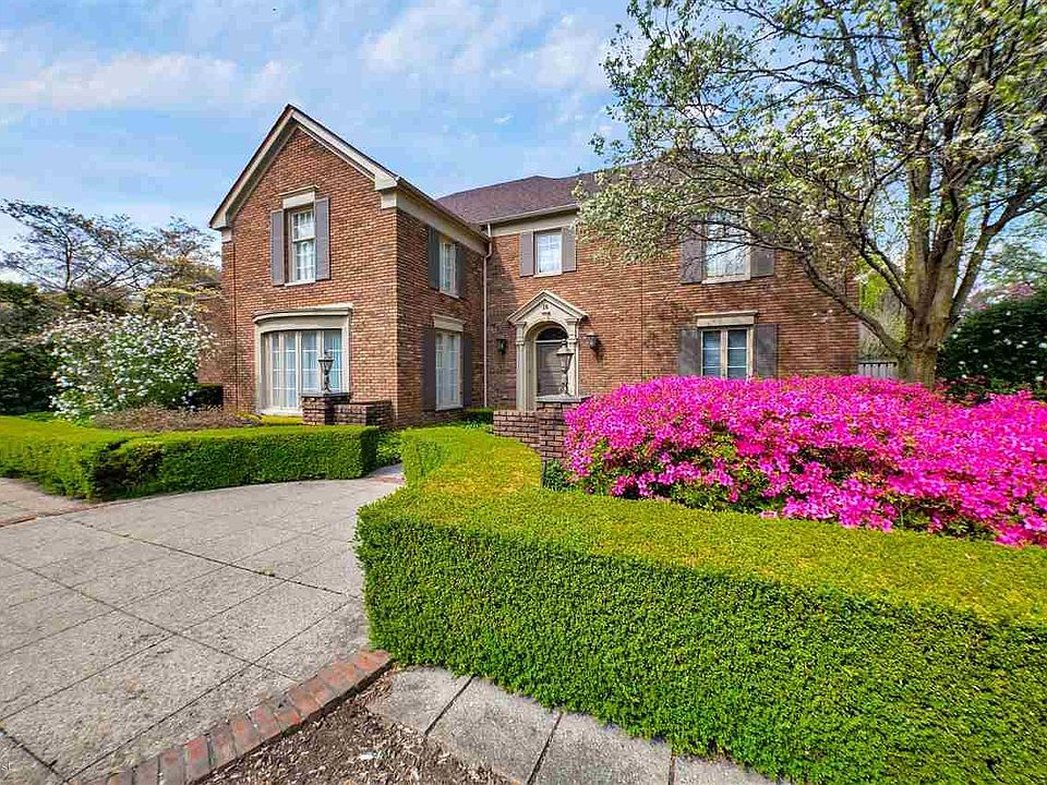 16 Woodland Shore Dr, Grosse Pointe, MI 48236 Zillow