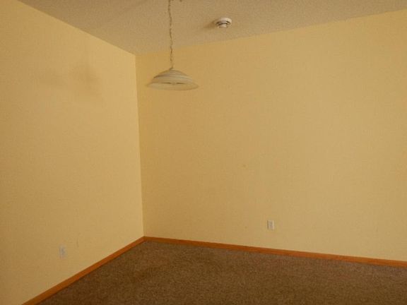 4th image of 16913 Embers Ave