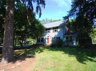 10 Couchman Ave, Rochester, NY 14617