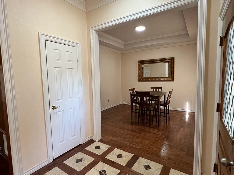 2821 Grand Oak Dr — Photo 6