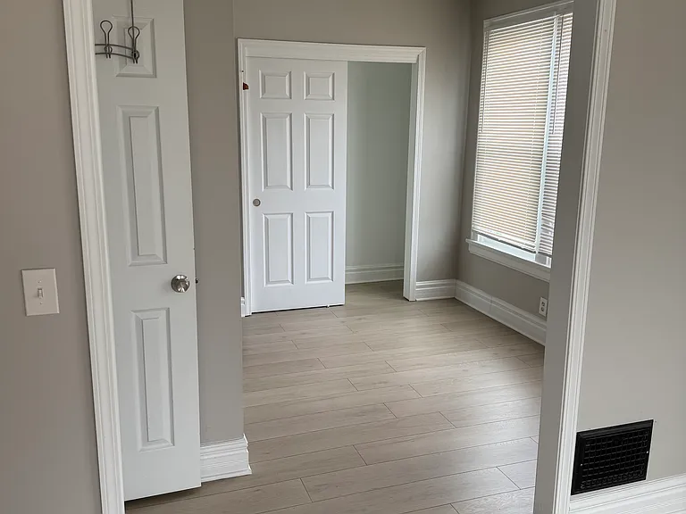 6623 Coleridge Ave — Photo 10