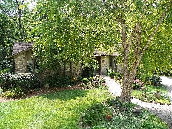 2nd image of 6399 Oakcreek Dr