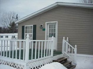 1 Butternut Way, Valley Falls, NY 12185