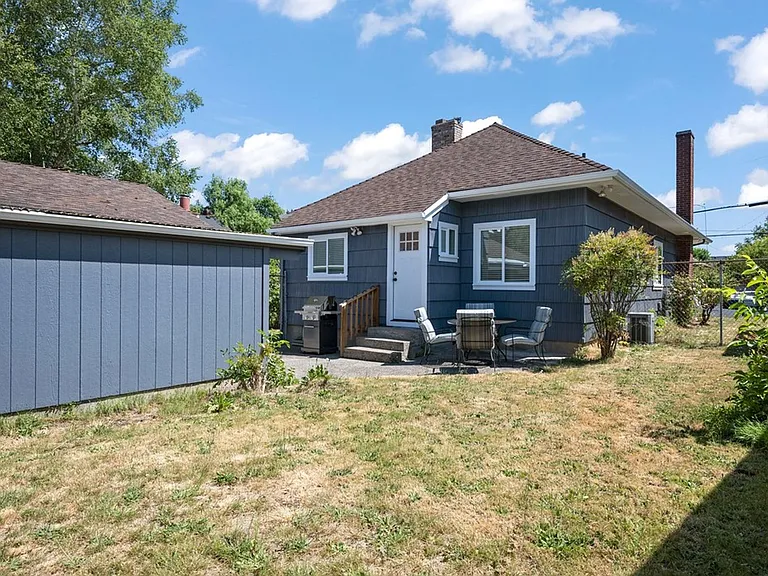 3233 SE 51st Ave — Photo 22