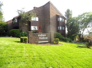 251 Indian Hollow Ct, Mahwah, NJ 07430