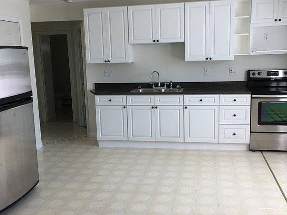 2nd image of 279 Mansion St #279B