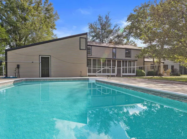 818 Motley Rd, Hopkins, SC 29061