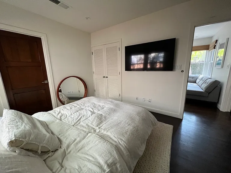 4161 Beethoven St — Photo 23