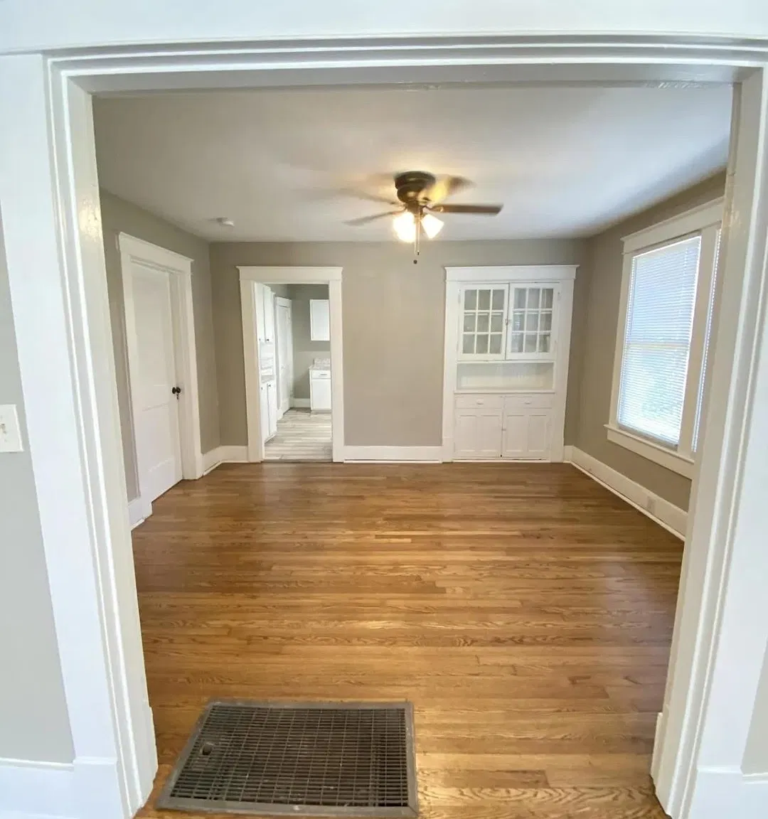 2 bed, 1000 sqft, $1,250 — Photo 4