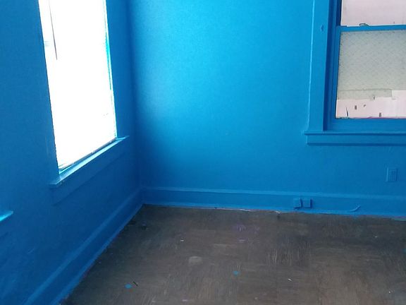 5th image of 209 Post Ave Ste 1
