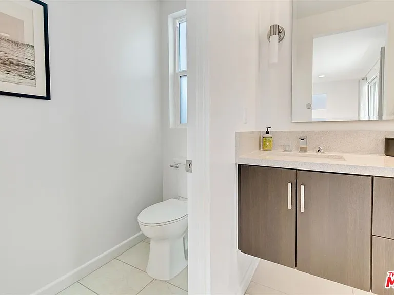 2693 Paragon Loop — Photo 23