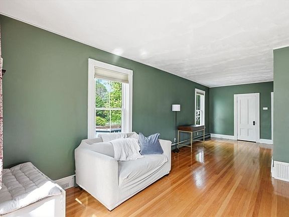 5th image of 200 Elmwood St