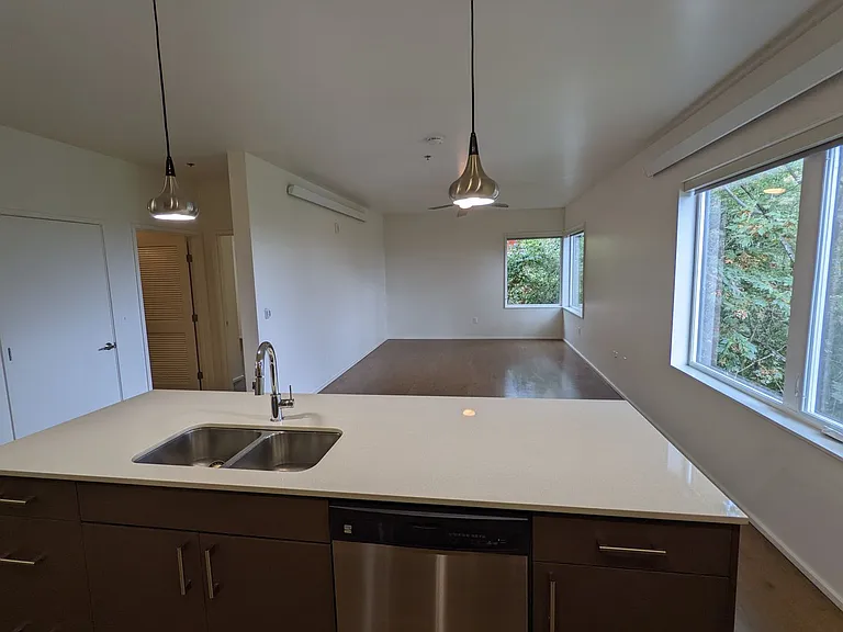 Viewpoint Terrace Apartments — Photo 71
