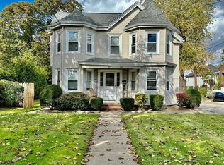 219 Watertown St #1, Watertown, MA 02472