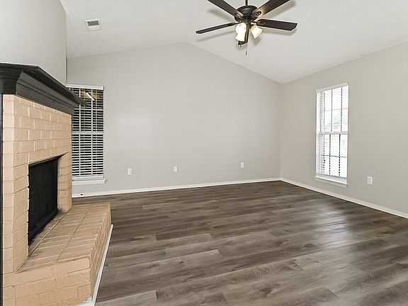 3rd image of 6488 Farley Dr E