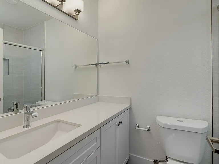 439 Stocker Apartments — Photo 47